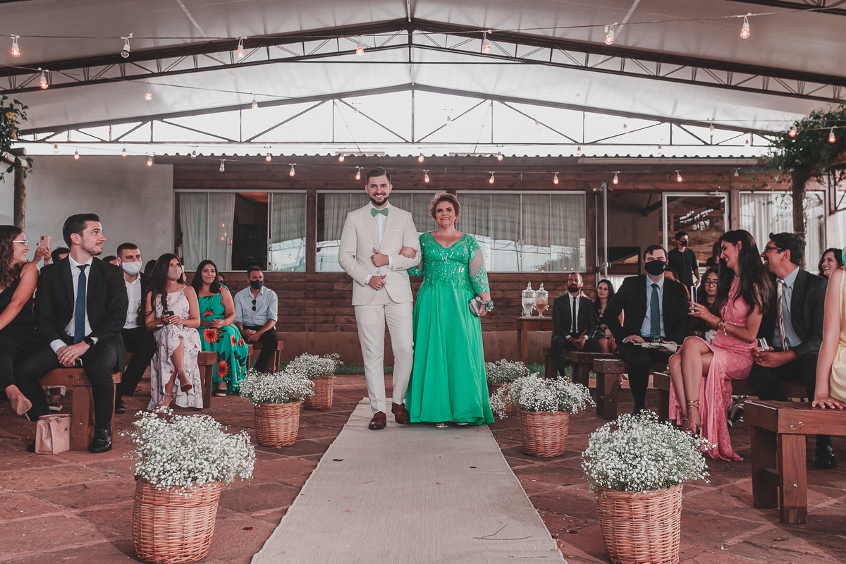 casamento no campo, ensaio fotografico, wedding, fotografo de casamento, vestido de noiva, festa, buque de noiva, casamento por do sol, pre wedding, madrinhas, padrinhos