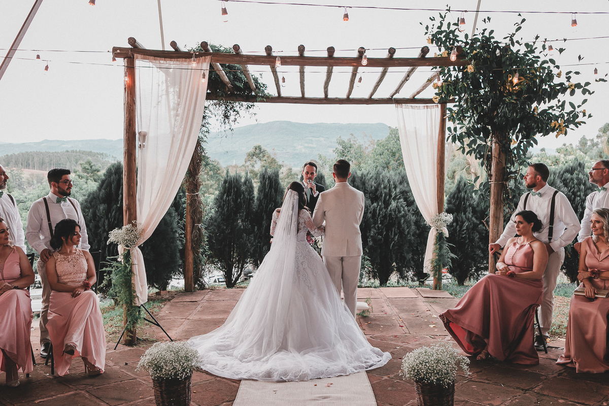 casamento no campo, ensaio fotografico, wedding, fotografo de casamento, vestido de noiva, festa, buque de noiva, casamento por do sol, pre wedding, madrinhas, padrinhos