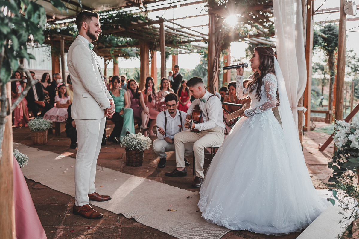 casamento no campo, ensaio fotografico, wedding, fotografo de casamento, vestido de noiva, festa, buque de noiva, casamento por do sol, pre wedding, madrinhas, padrinhos