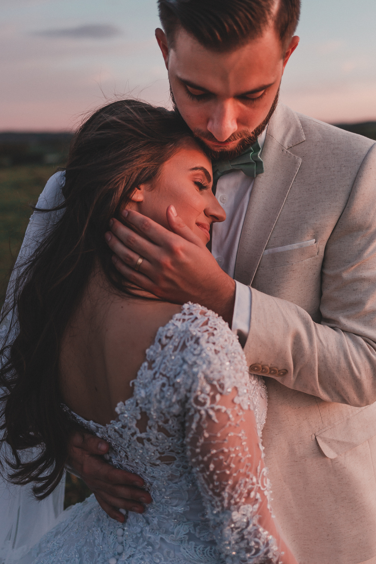 casamento no campo, ensaio fotografico, wedding, fotografo de casamento, vestido de noiva, festa, buque de noiva, casamento por do sol, pre wedding, madrinhas, padrinhos