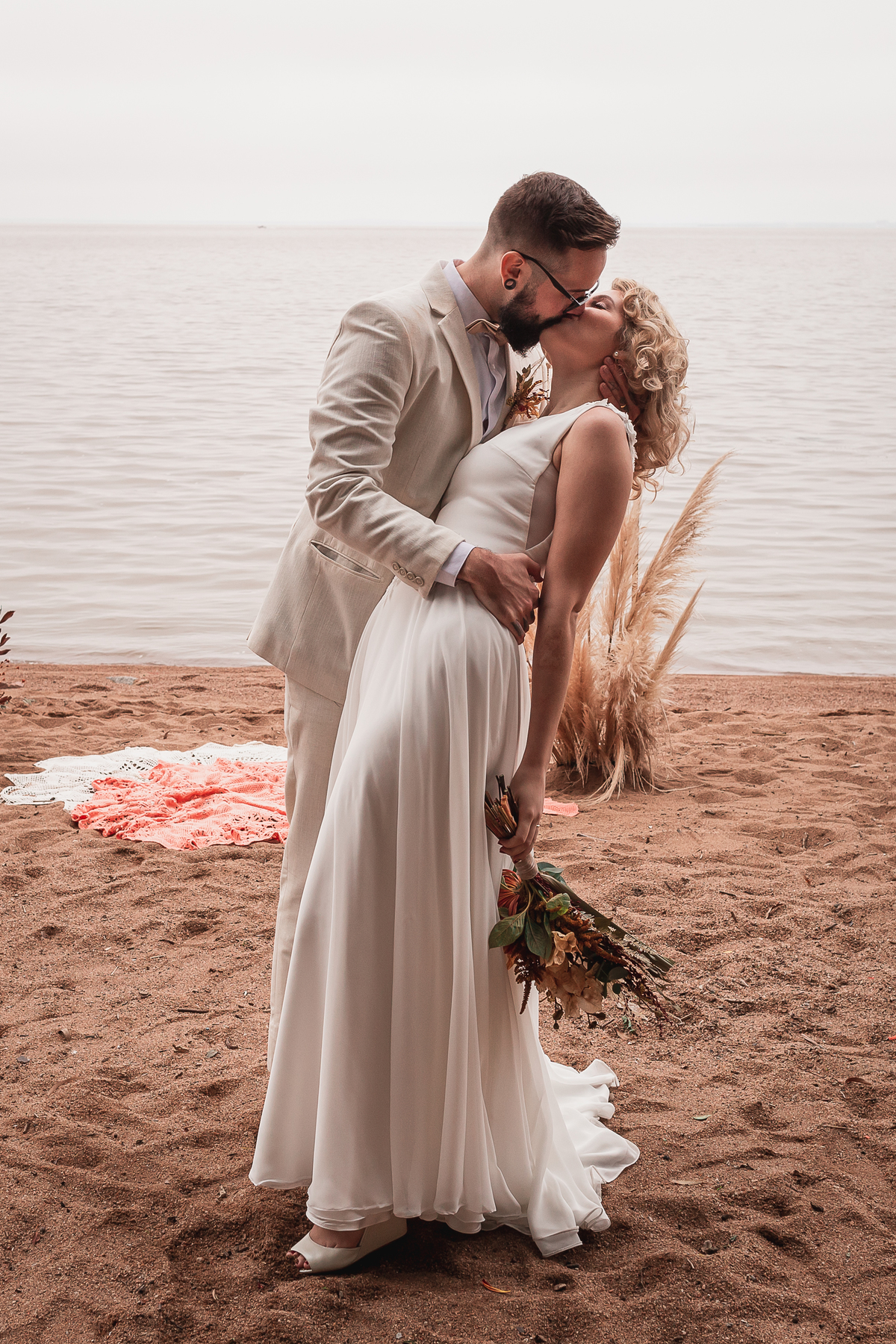 vestido de noiva, pre casamento, ensaio de noivos, fotografo profissional, casamento na praia, casamento por do sol