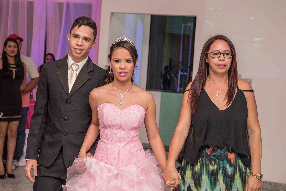 aniversario de 15 anos-fotografifa de aniversario-fotografo de casamento-fotografo infantil-fotografo de caruaru- fotografo gameleira-fotografo ribeirao-pe-fotografo palamares- fotografia de familia-fotografia de casal-pre wedding-wedding