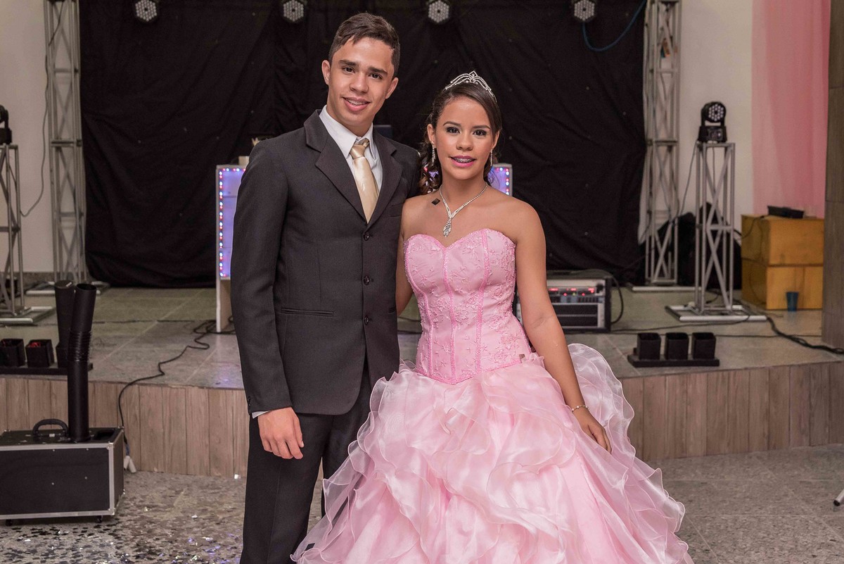 aniversario de 15 anos-fotografifa de aniversario-fotografo de casamento-fotografo infantil-fotografo de caruaru- fotografo gameleira-fotografo ribeirao-pe-fotografo palamares- fotografia de familia-fotografia de casal-pre wedding-wedding