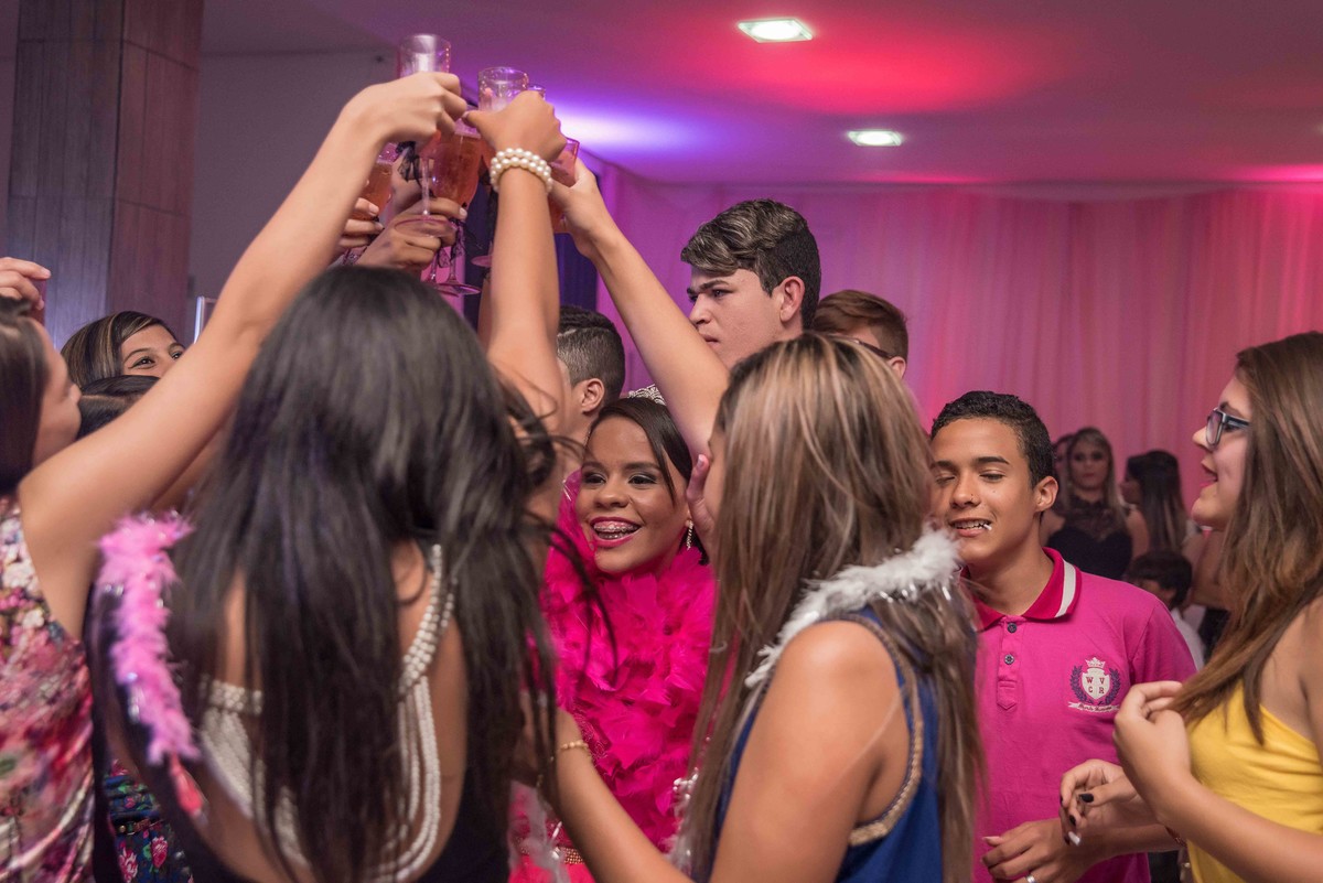 aniversario de 15 anos-fotografifa de aniversario-fotografo de casamento-fotografo infantil-fotografo de caruaru- fotografo gameleira-fotografo ribeirao-pe-fotografo palamares- fotografia de familia-fotografia de casal-pre wedding-wedding