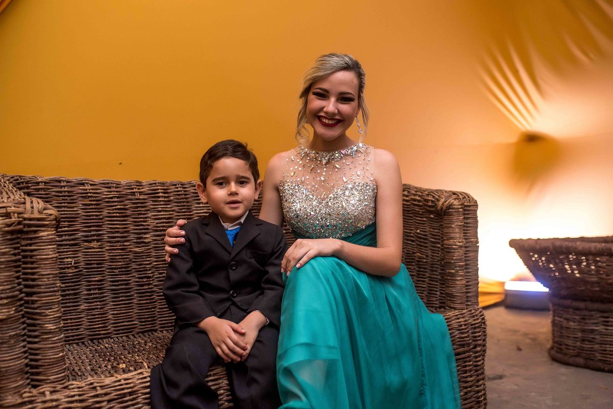 fotografo de formatura-fotografo de aniversario-fotografo de casamento-fotografo caruaru-fotografo palmares-fotografo gameleira-fotografo ribeirão-fotografo de familia-fotografo de gestante-fotografo de 15 anos-fotografo de estudio-fotografo newbor