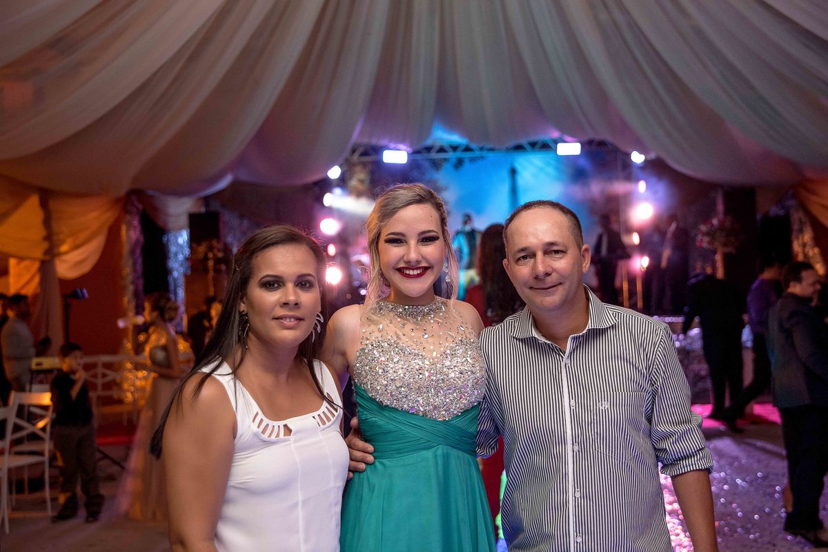 fotografo de formatura-fotografo de aniversario-fotografo de casamento-fotografo caruaru-fotografo palmares-fotografo gameleira-fotografo ribeirão-fotografo de familia-fotografo de gestante-fotografo de 15 anos-fotografo de estudio-fotografo newbor