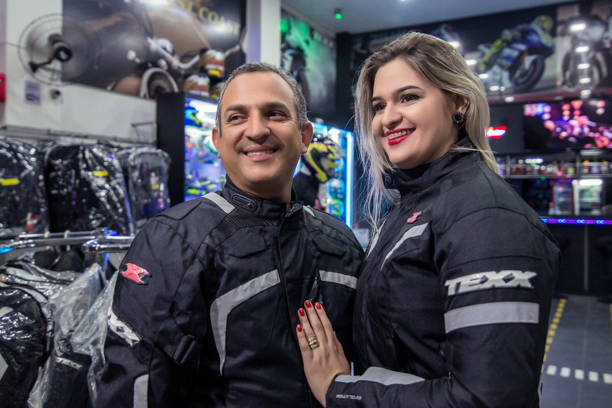 fotografia-fotografia de casal- fotografia de motocicleta-fotografia de motociclista-moto esportiva-fotografo de caruaru