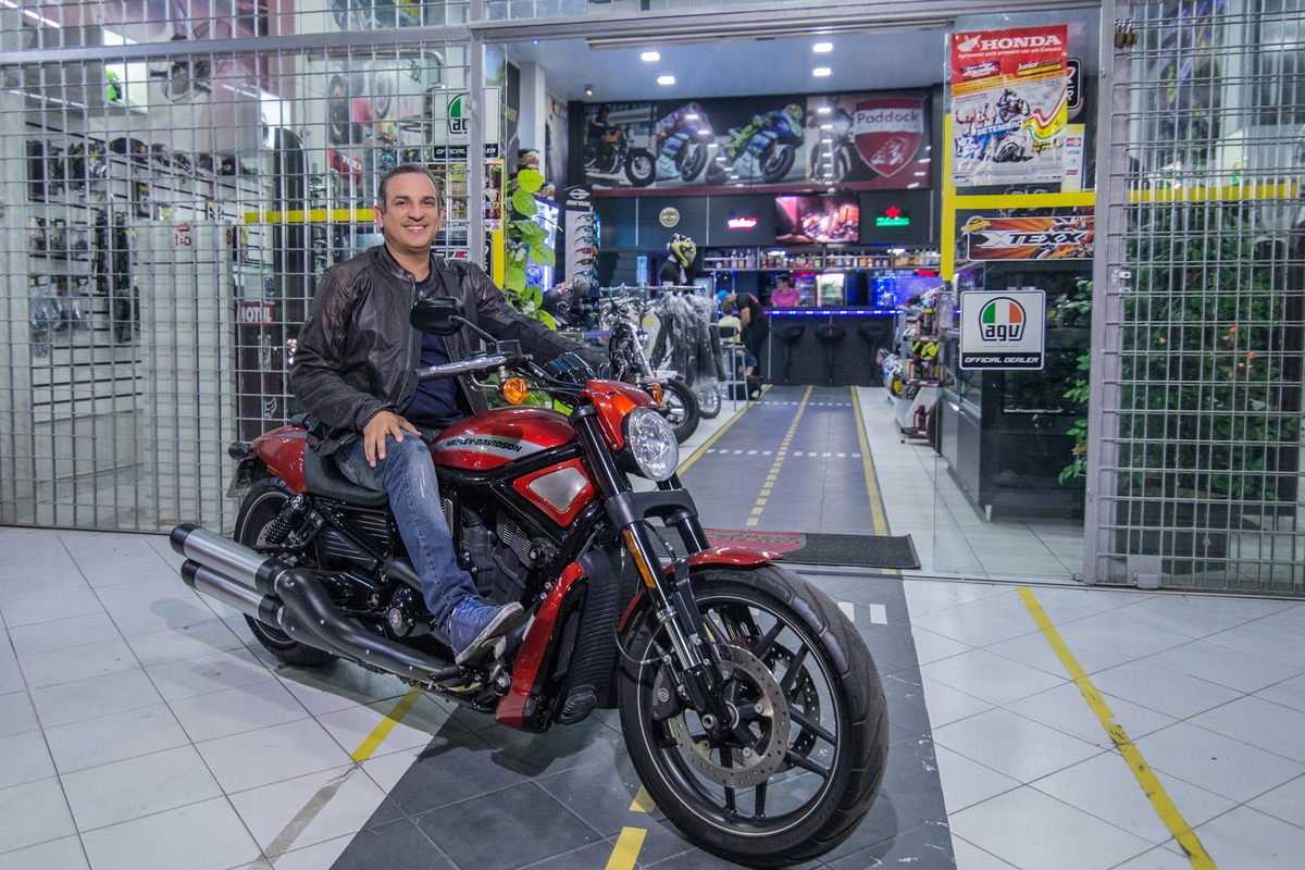 fotografia-fotografia de casal- fotografia de motocicleta-fotografia de motociclista-moto esportiva-fotografo de caruaru