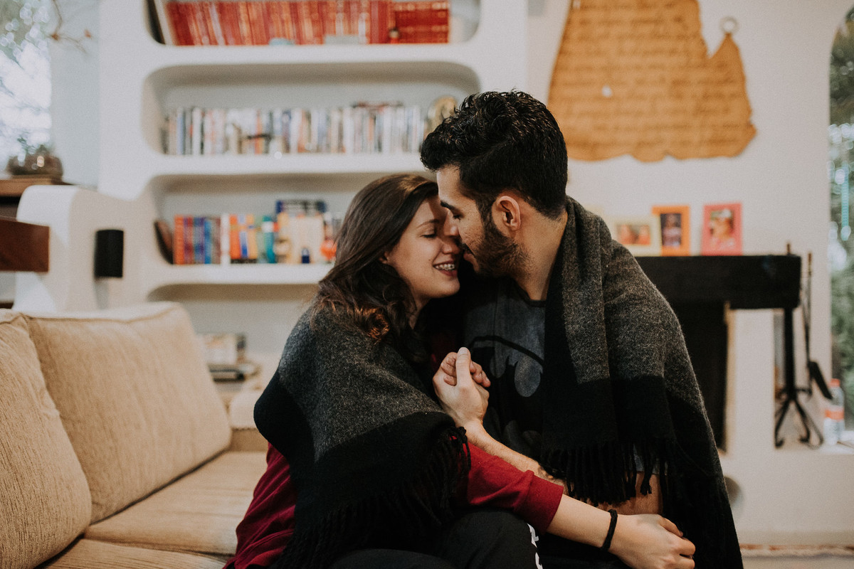 ensaio casal em casa