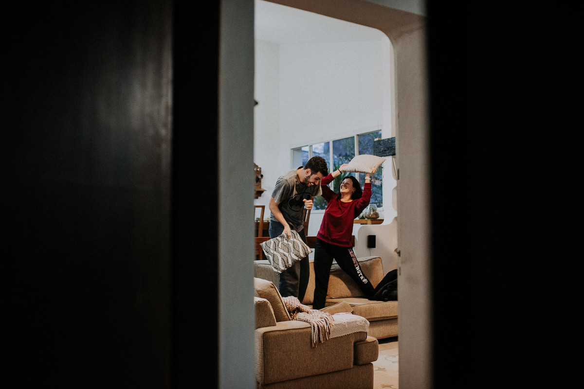 ensaio casal em casa