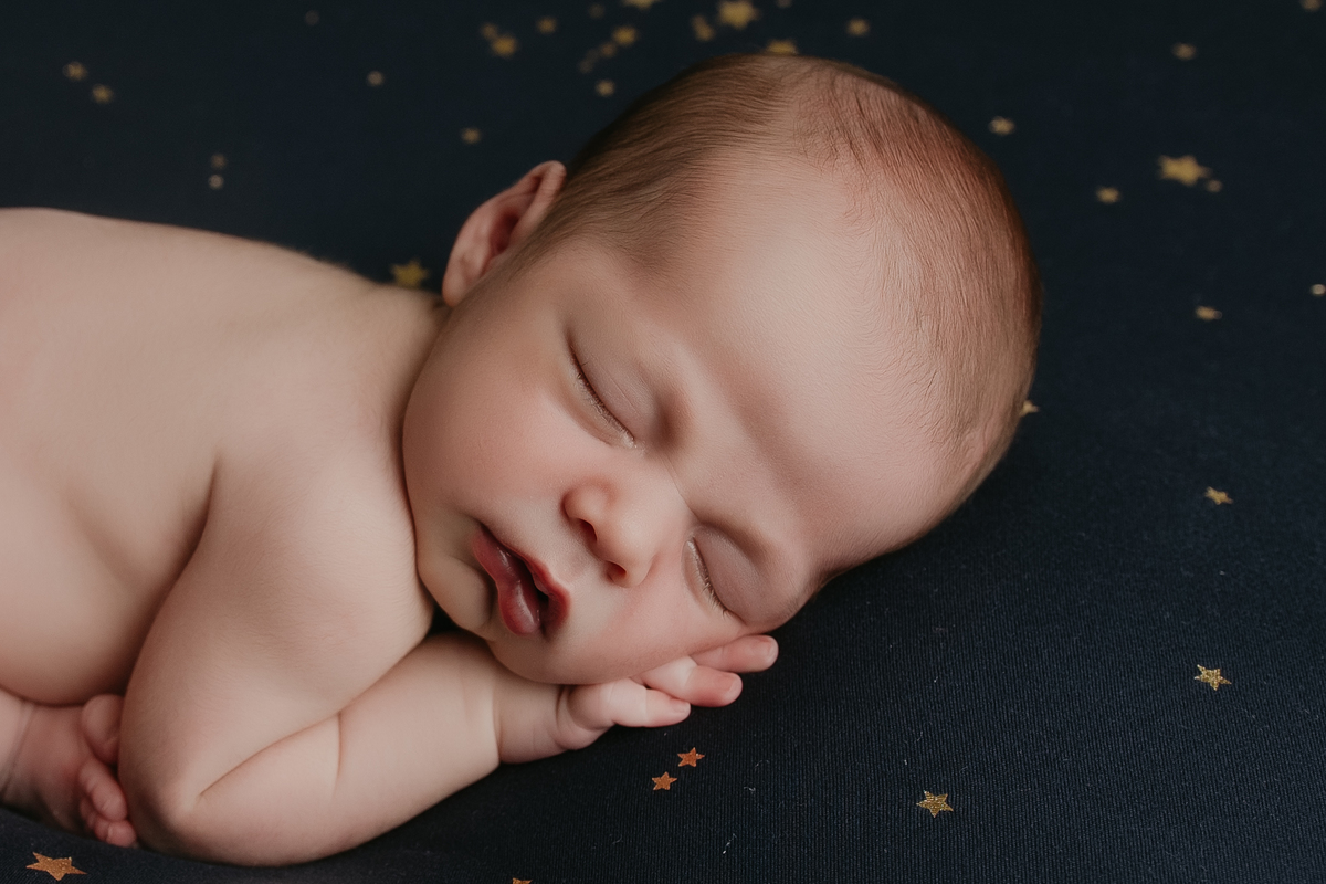 newborn-são-joão-del-rei-estudio-fotografia