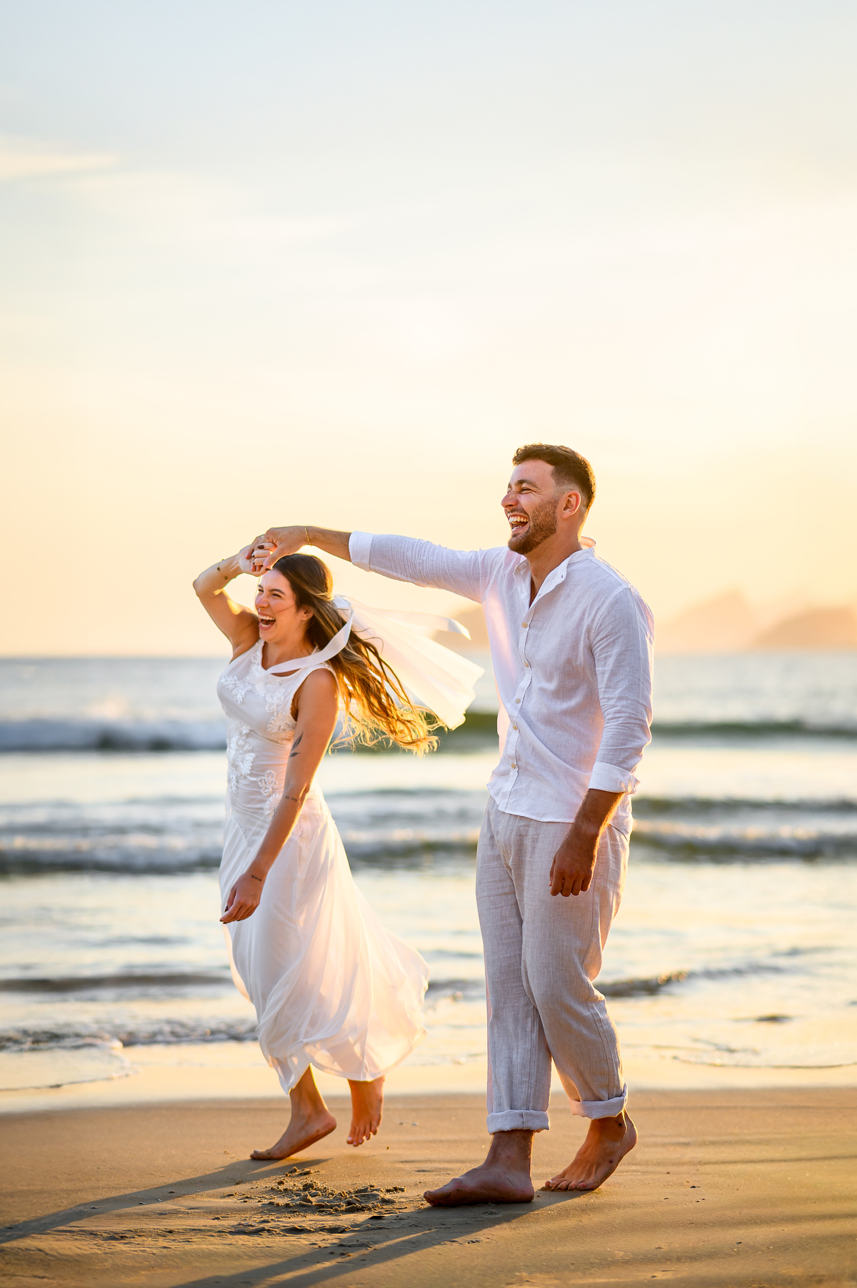 CASAMENTO NA PRAIA EM NITEROI