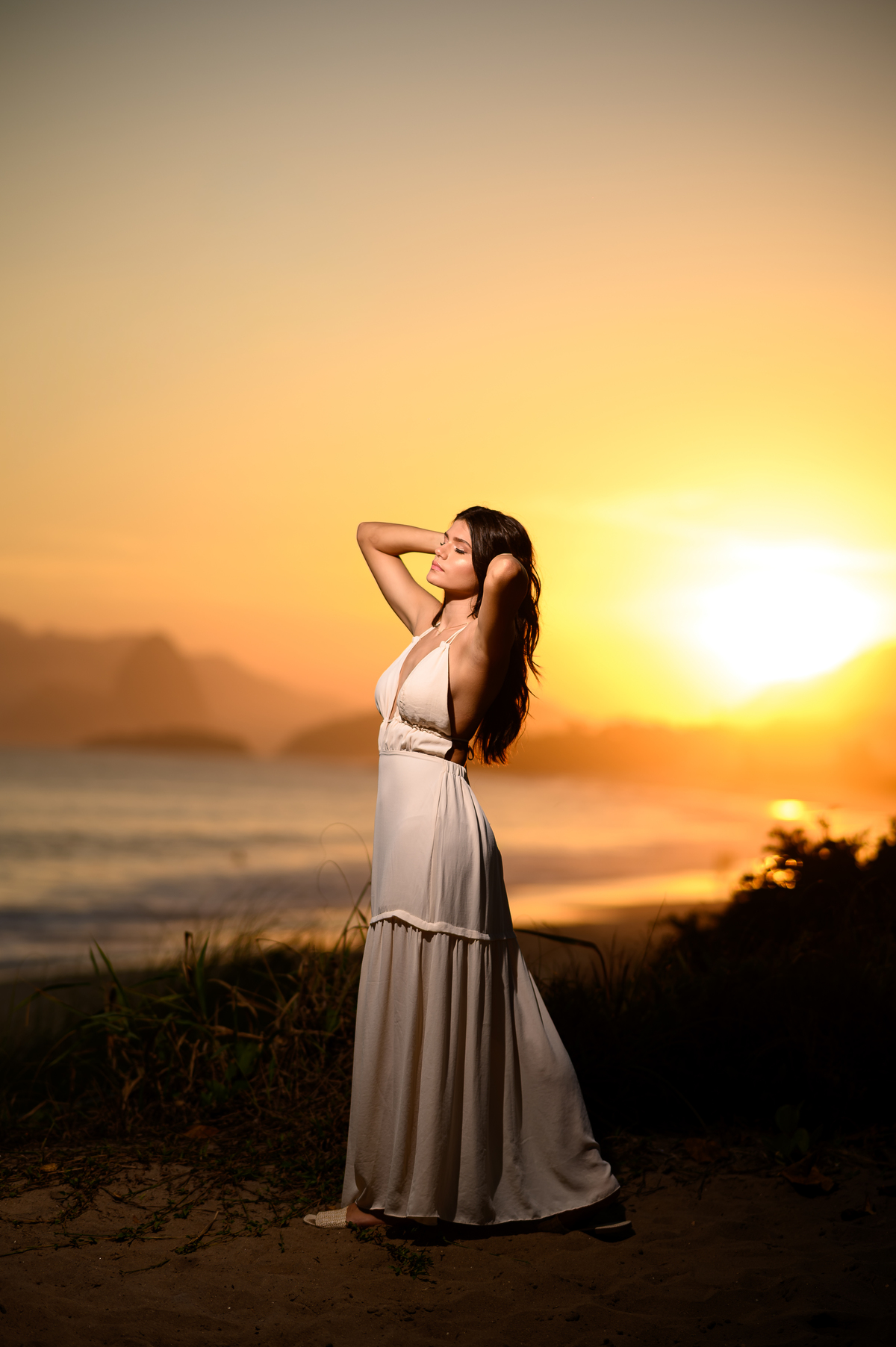 POR DO SOL EM CAMBOINHAS