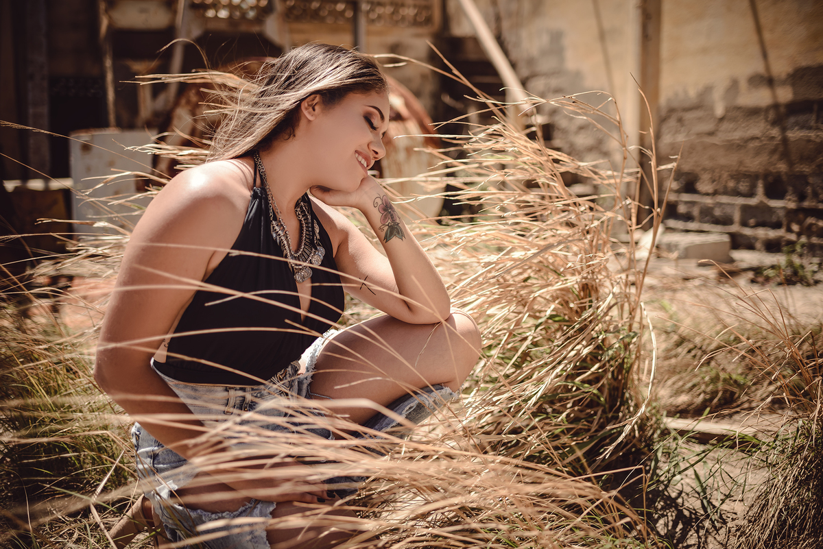 Ensaio Feminino no Campo