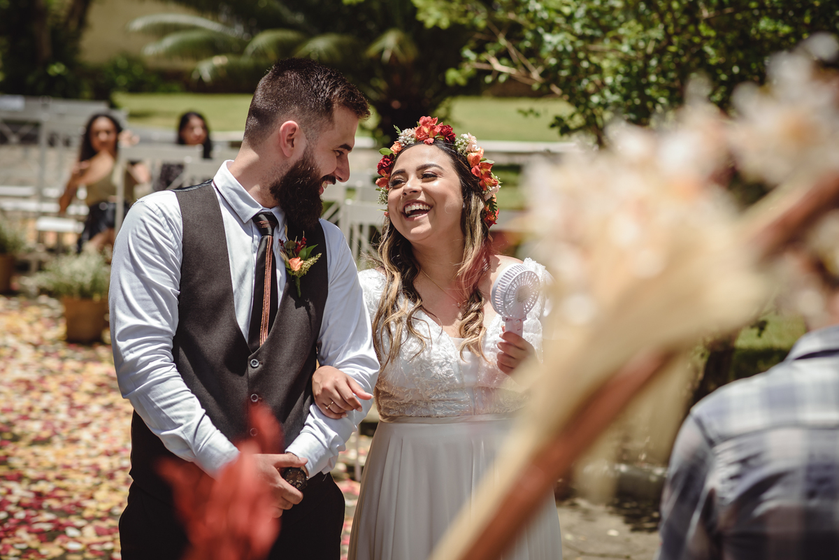 foto espontânea de casamento