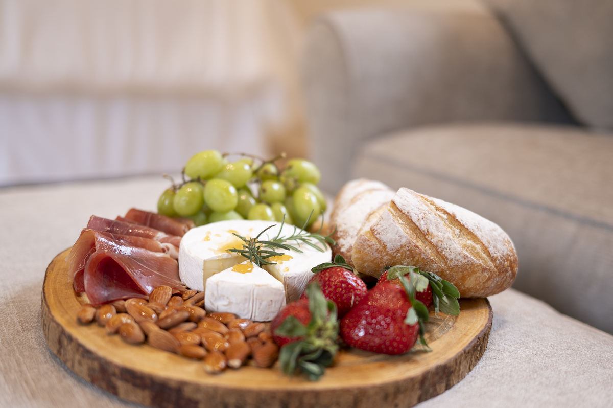 Detalles gastronómicos que complementan la estancia con una propuesta visual y sensorial
