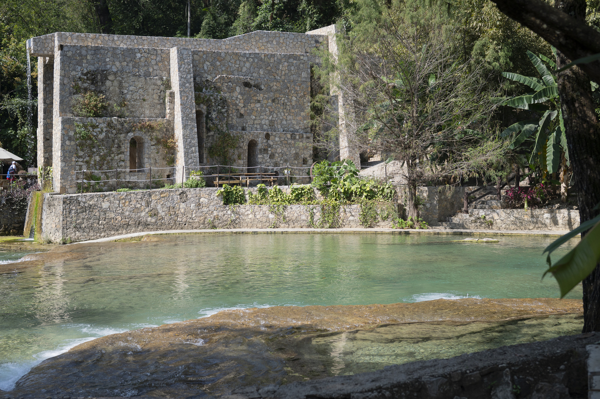 Espacio donde la arquitectura se integra con el entorno y el ritmo de la naturaleza