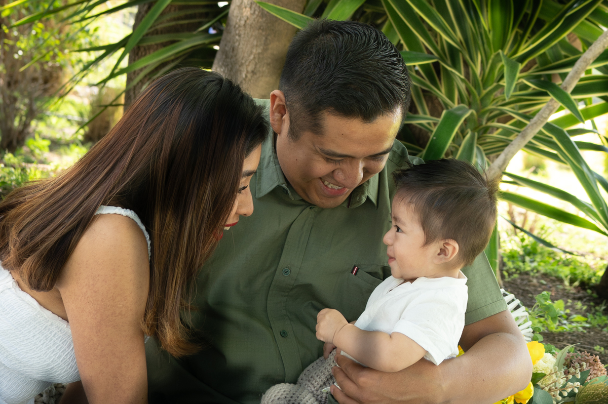 familia feliz creando memorias
