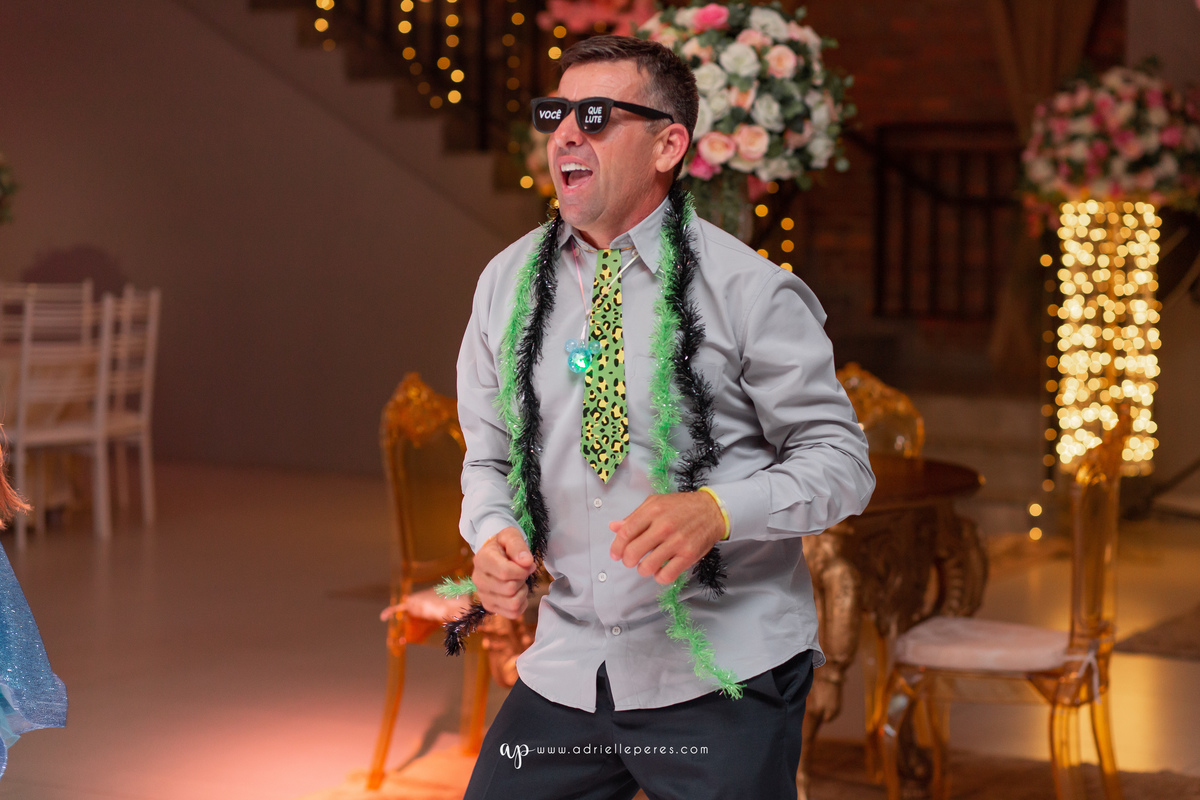 festa de 15 anos no Sitio do Casssio em Balneario Gaivota, Sombrio, Ararangua, Cricima, So brilho decoraçoes, vestido, quinze anos, debutante, fotografa Adrielle Peres fotografia, Torres RS, balada, pista, deocaração, flores, 15 anos.jpg