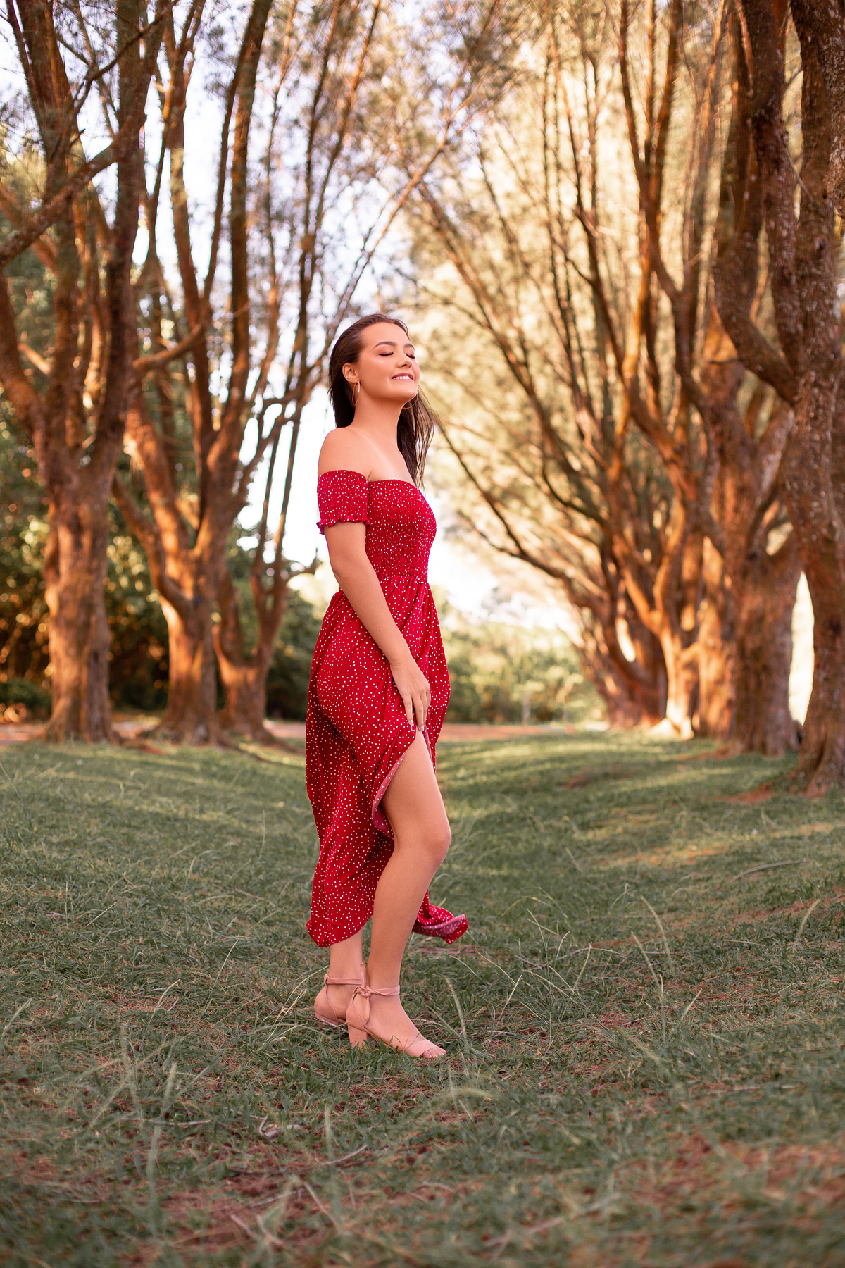 Fotografia de 15 anos, ideias criativas, inspirações, book dos quinze, vestido, flores, mar, praia da guarita. Por do Sol em Torres/Rs. Araranguá/SC. Sombrio, Criciúma, Três Cachoeiras, Terra de Areia, Porto Alegre, Fotos em Gramado, Canela, Serra Gaúcha