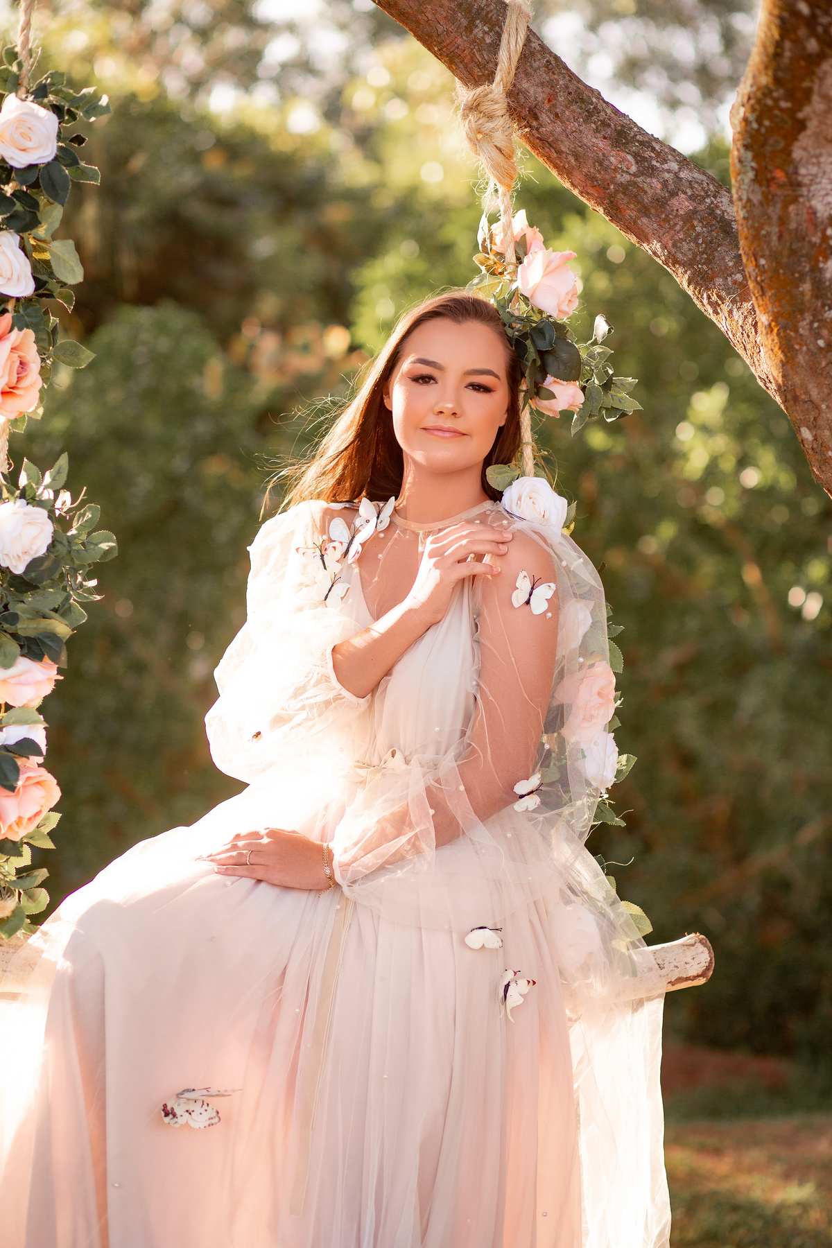 Fotografia de 15 anos, ideias criativas, inspirações, book dos quinze, vestido, flores, mar, praia da guarita. Por do Sol em Torres/Rs. Araranguá/SC. Sombrio, Criciúma, Três Cachoeiras, Terra de Areia, Porto Alegre, Fotos em Gramado, Canela, Serra Gaúcha