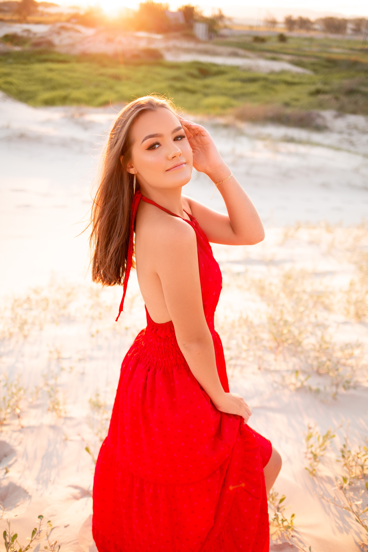 Fotografia de 15 anos, ideias criativas, inspirações, book dos quinze, vestido, flores, mar, praia da guarita. Por do Sol em Torres/Rs. Araranguá/SC. Sombrio, Criciúma, Três Cachoeiras, Terra de Areia, Porto Alegre, Fotos em Gramado, Canela, Serra Gaúcha