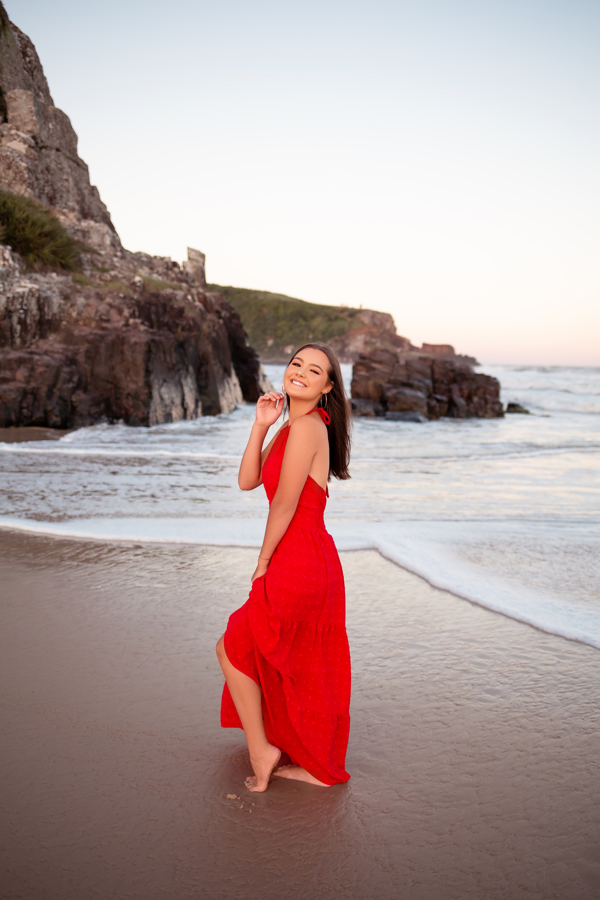 Fotografia de 15 anos, ideias criativas, inspirações, book dos quinze, vestido, flores, mar, praia da guarita. Por do Sol em Torres/Rs. Araranguá/SC. Sombrio, Criciúma, Três Cachoeiras, Terra de Areia, Porto Alegre, Fotos em Gramado, Canela, Serra Gaúcha