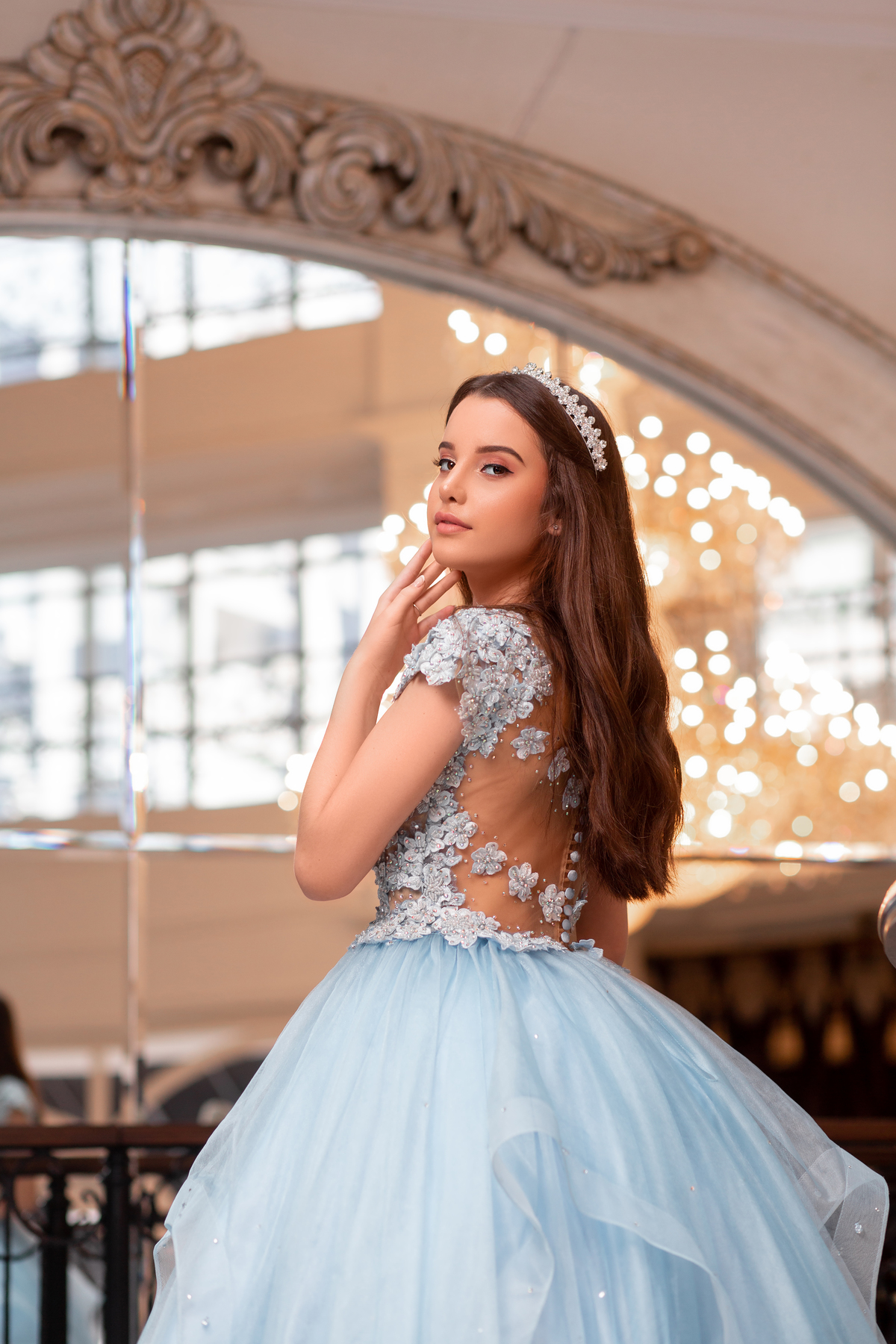 fotógrafa de 15 quinze anos, roda gigante, FG Big Wheel, fotos café Boutique Pão de Ló Balneario Camboriú/SC. Ensaio-debutante-ararangua-roda-gigante-bc-cafe-look-praia-fotos-instagram-festa-dos-quinze. vestido de princesa, fotos 