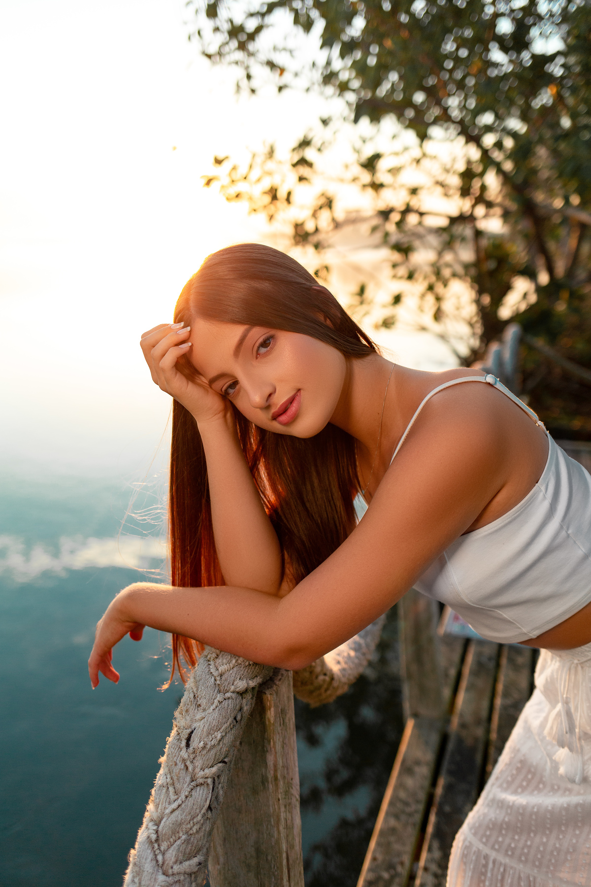 Book-dos-15-anos-ensaio-nascer-do-Sol-Morro-dos-coventos-Ararangua-SC-mar-rio-debutante-quinze-anos-em-Criciuma-fotografa-fotos-instagram-tiktok-foto com pet, cachorro, dog