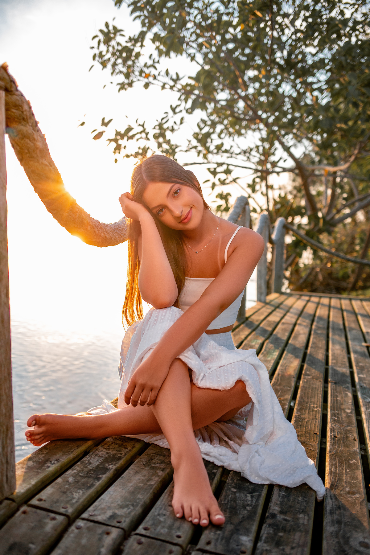 Book-dos-15-anos-ensaio-nascer-do-Sol-Morro-dos-coventos-Ararangua-SC-mar-rio-debutante-quinze-anos-em-Criciuma-fotografa-fotos-instagram-tiktok-foto com pet, cachorro, dog