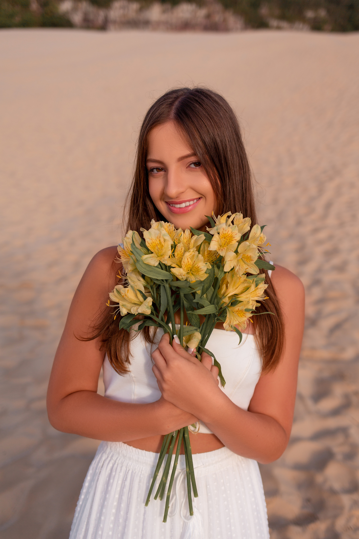 Book-dos-15-anos-ensaio-nascer-do-Sol-Morro-dos-coventos-Ararangua-SC-mar-rio-debutante-quinze-anos-em-Criciuma-fotografa-fotos-instagram-tiktok-foto com pet, cachorro, dog
