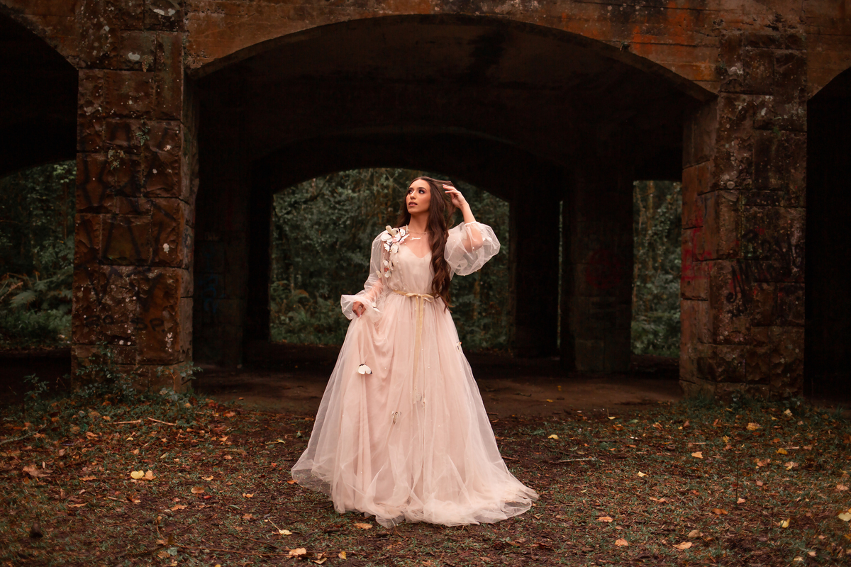 Book-dos-15-anos-ensaio-debutante-quinze-anos-em-Gramado-Canela-Serra-Gaúcha-RS-ararangua- fotografa em Gramado -fotos-instagram-tiktok-ensaio-book-15-Hard-Rock-street-rua-torta-rua-coberta, trem de canela, cabine de Londres, Selfie Gramado