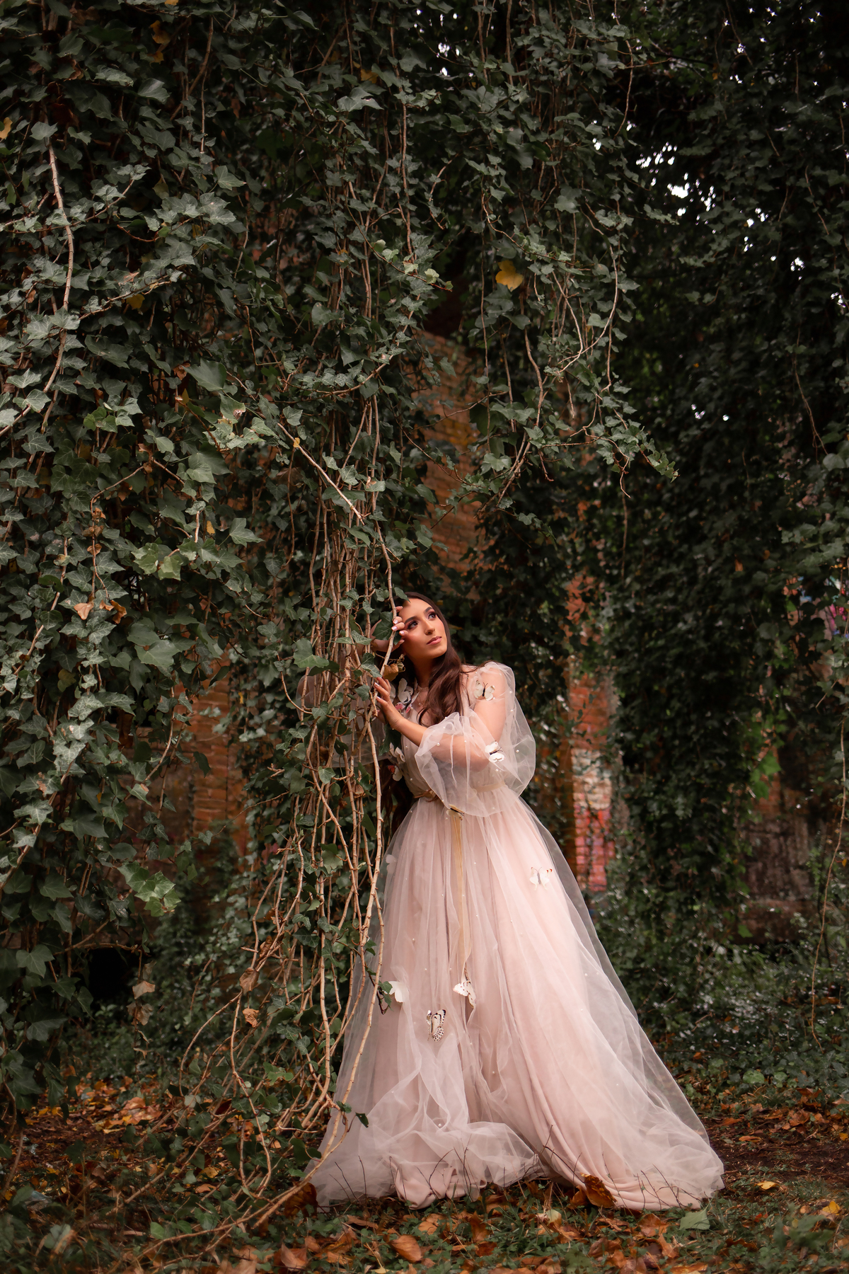 Book-dos-15-anos-ensaio-debutante-quinze-anos-em-Gramado-Canela-Serra-Gaúcha-RS-ararangua- fotografa em Gramado -fotos-instagram-tiktok-ensaio-book-15-Hard-Rock-street-rua-torta-rua-coberta, trem de canela, cabine de Londres, Selfie Gramado