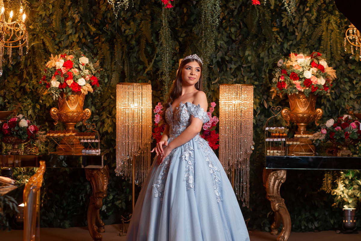 15ANOS-festa-15-anos-adrielle-peres-fotografia-torres-rs-ensaio-debutante-festa-dos-quinze-dom-pedro-de-acantara-torres-rs-vestido-princesa-making-of-fotografia-15-anos-festa-ararangua-morgana-magnus-decoração-vestido-balada-fotógrafa-de-15.jpg