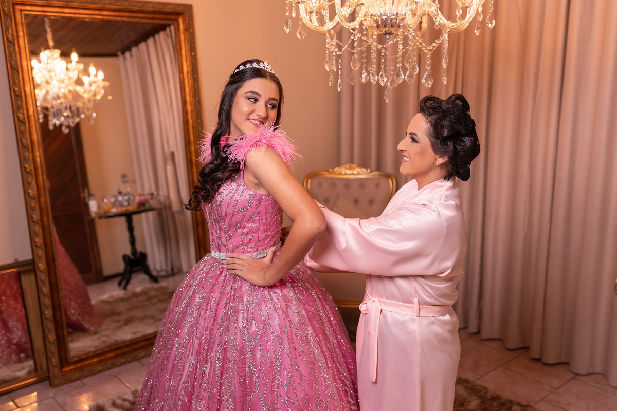 Festa de quinze anos em Sítio do Cassio - Balneario Gaivota - Sombrio - Praia Grande - Sao Joao do Sul - quinze anos - fotos - fotografa - fotografia - pista - decoração - vestido - xv - make - ensaio 15 anos - book dos quinze - Adrielle Peres fotografia 