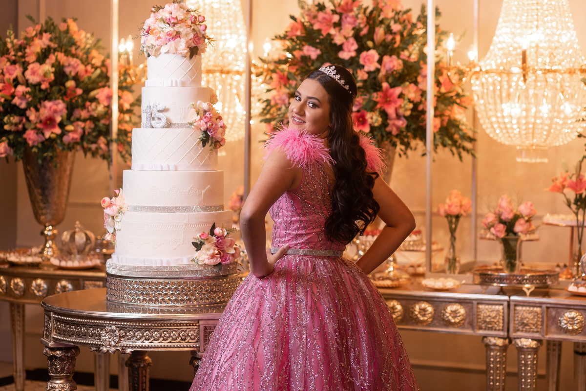 Festa de quinze anos em Sítio do Cassio - Balneario Gaivota - Sombrio - Praia Grande - Sao Joao do Sul - quinze anos - fotos - fotografa - fotografia - pista - decoração - vestido - xv - make - ensaio 15 anos - book dos quinze - Adrielle Peres fotografia 