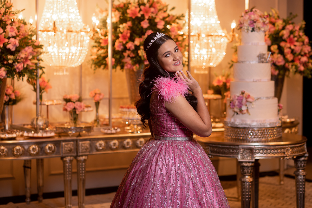 Festa de quinze anos em Sítio do Cassio - Balneario Gaivota - Sombrio - Praia Grande - Sao Joao do Sul - quinze anos - fotos - fotografa - fotografia - pista - decoração - vestido - xv - make - ensaio 15 anos - book dos quinze - Adrielle Peres fotografia 