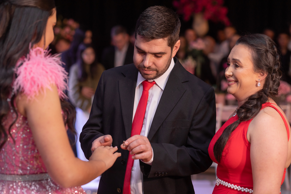 Festa de quinze anos em Sítio do Cassio - Balneario Gaivota - Sombrio - Praia Grande - Sao Joao do Sul - quinze anos - fotos - fotografa - fotografia - pista - decoração - vestido - xv - make - ensaio 15 anos - book dos quinze - Adrielle Peres fotografia 