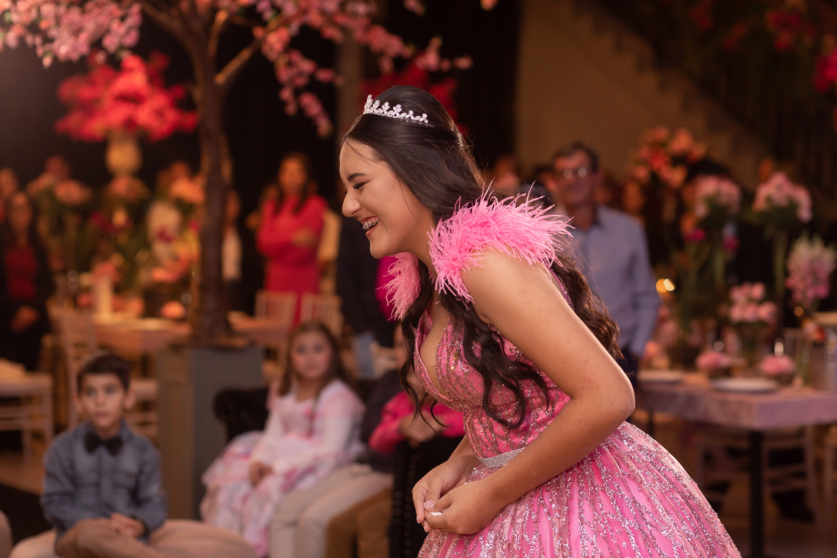 Festa de quinze anos em Sítio do Cassio - Balneario Gaivota - Sombrio - Praia Grande - Sao Joao do Sul - quinze anos - fotos - fotografa - fotografia - pista - decoração - vestido - xv - make - ensaio 15 anos - book dos quinze - Adrielle Peres fotografia 