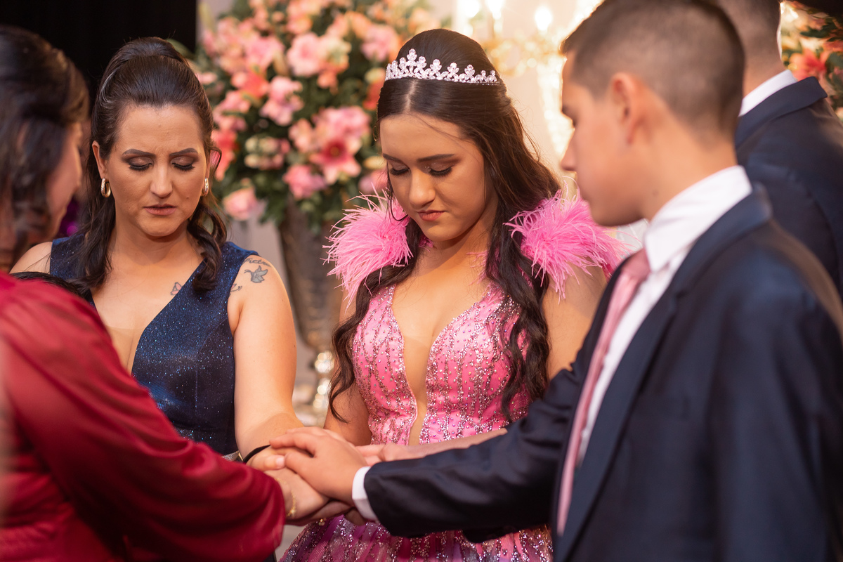 Festa de quinze anos em Sítio do Cassio - Balneario Gaivota - Sombrio - Praia Grande - Sao Joao do Sul - quinze anos - fotos - fotografa - fotografia - pista - decoração - vestido - xv - make - ensaio 15 anos - book dos quinze - Adrielle Peres fotografia 