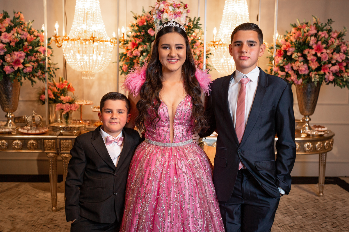 Festa de quinze anos em Sítio do Cassio - Balneario Gaivota - Sombrio - Praia Grande - Sao Joao do Sul - quinze anos - fotos - fotografa - fotografia - pista - decoração - vestido - xv - make - ensaio 15 anos - book dos quinze - Adrielle Peres fotografia 