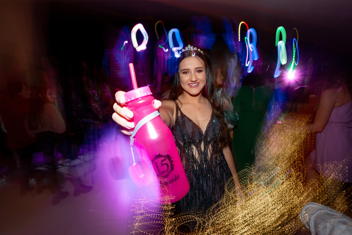 Festa de quinze anos em Sítio do Cassio - Balneario Gaivota - Sombrio - Praia Grande - Sao Joao do Sul - quinze anos - fotos - fotografa - fotografia - pista - decoração - vestido - xv - make - ensaio 15 anos - book dos quinze - Adrielle Peres fotografia 