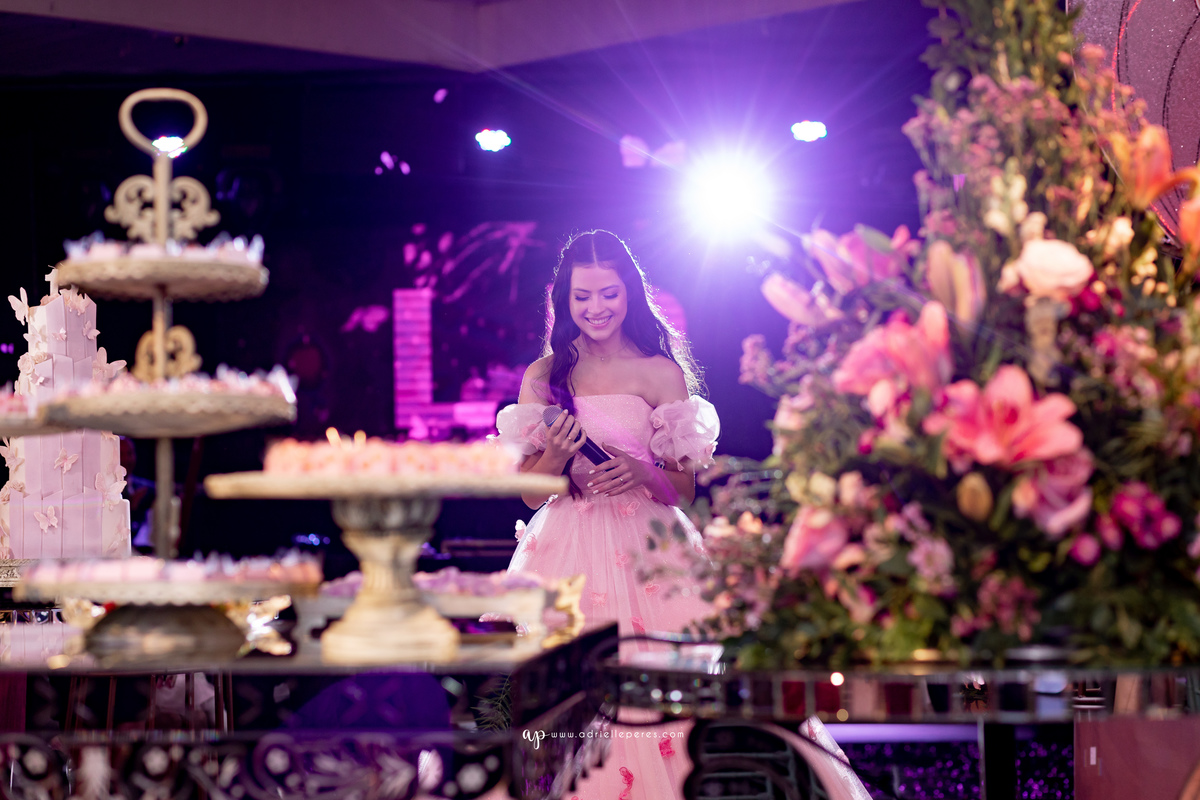 Adrielle Peres Fotografia, Alex Videos; DECORAÇÃO: Silvia Flores Eventos, DJ: Matheus Lazaretti, PISTA DE LED: Pixel Led, DRINKS: Jumper Bartenders, Baly Energy Drink, Poppi Corner, Amantine Chocolate, VW beauty, Clube Gremio Fronteira - Ararangua/SC