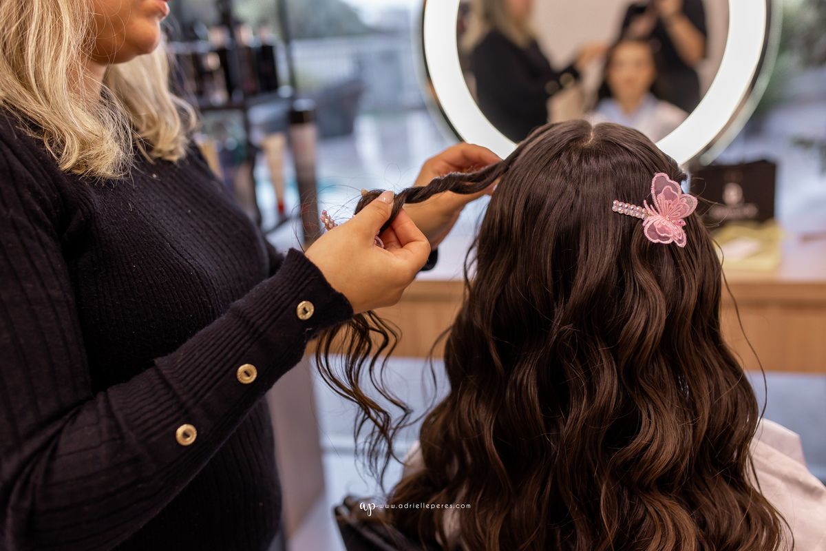 Adrielle Peres Fotografia, Alex Videos; DECORAÇÃO: Silvia Flores Eventos, DJ: Matheus Lazaretti, PISTA DE LED: Pixel Led, DRINKS: Jumper Bartenders, Baly Energy Drink, Poppi Corner, Amantine Chocolate, VW beauty, Clube Gremio Fronteira - Ararangua/SC