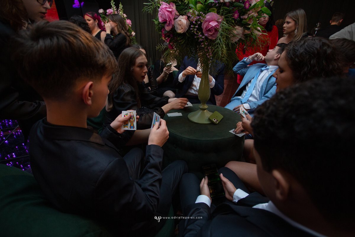 Adrielle Peres Fotografia, Alex Videos; DECORAÇÃO: Silvia Flores Eventos, DJ: Matheus Lazaretti, PISTA DE LED: Pixel Led, DRINKS: Jumper Bartenders, Baly Energy Drink, Poppi Corner, Amantine Chocolate, VW beauty, Clube Gremio Fronteira - Ararangua/SC