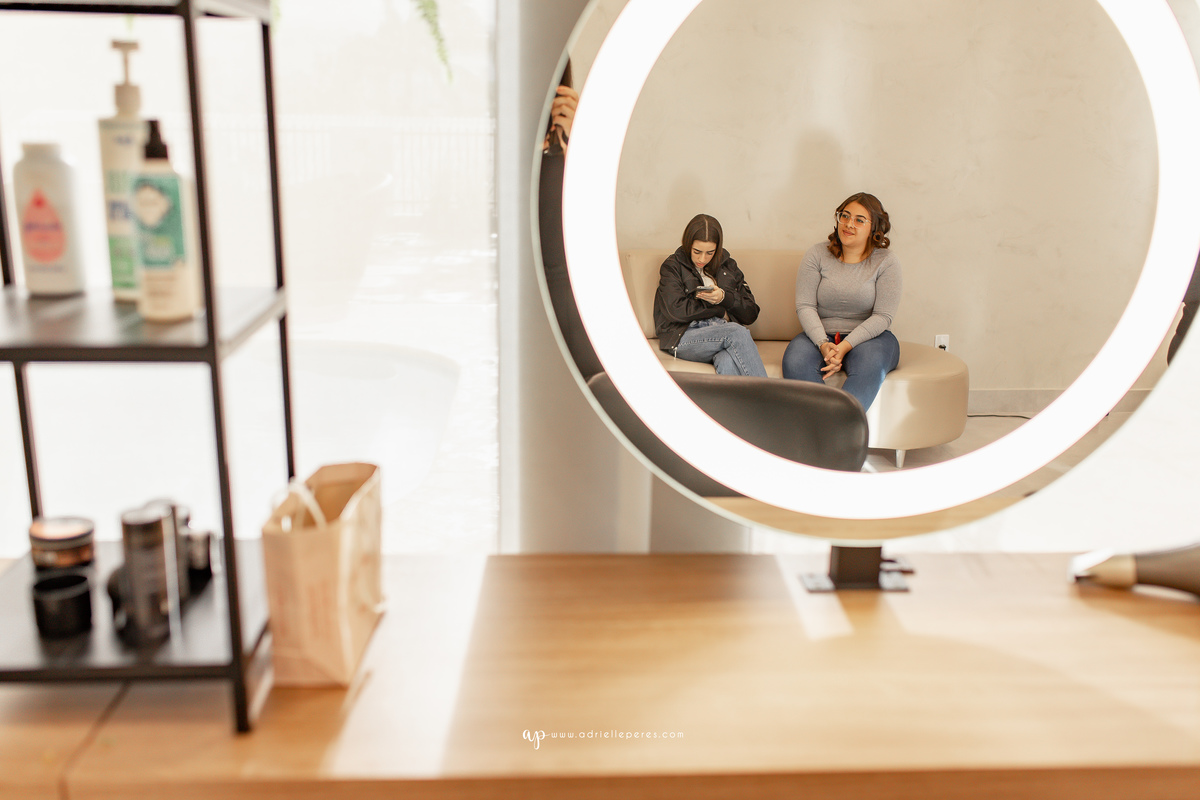 Adrielle Peres Fotografia, Alex Videos; DECORAÇÃO: Silvia Flores Eventos, DJ: Matheus Lazaretti, Dj Jack, PISTA DE LED: Pixel Led, DRINKS: Jumper Bartenders, Baly Energy Drink, Poppi Corner, Amantine Chocolate, Clube Gremio Fronteira, VW beauty