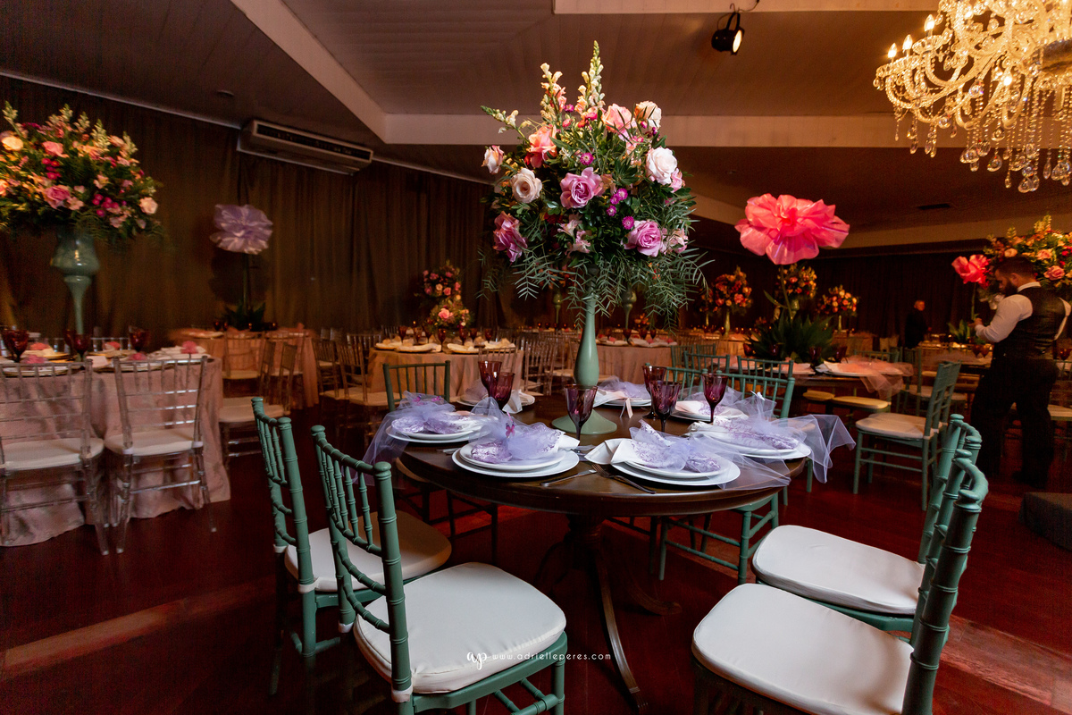 Adrielle Peres Fotografia, Alex Videos; DECORAÇÃO: Silvia Flores Eventos, DJ: Matheus Lazaretti, PISTA DE LED: Pixel Led, DRINKS: Jumper Bartenders, Baly Energy Drink, Poppi Corner, Amantine Chocolate, VW beauty, Clube Gremio Fronteira - Ararangua/SC