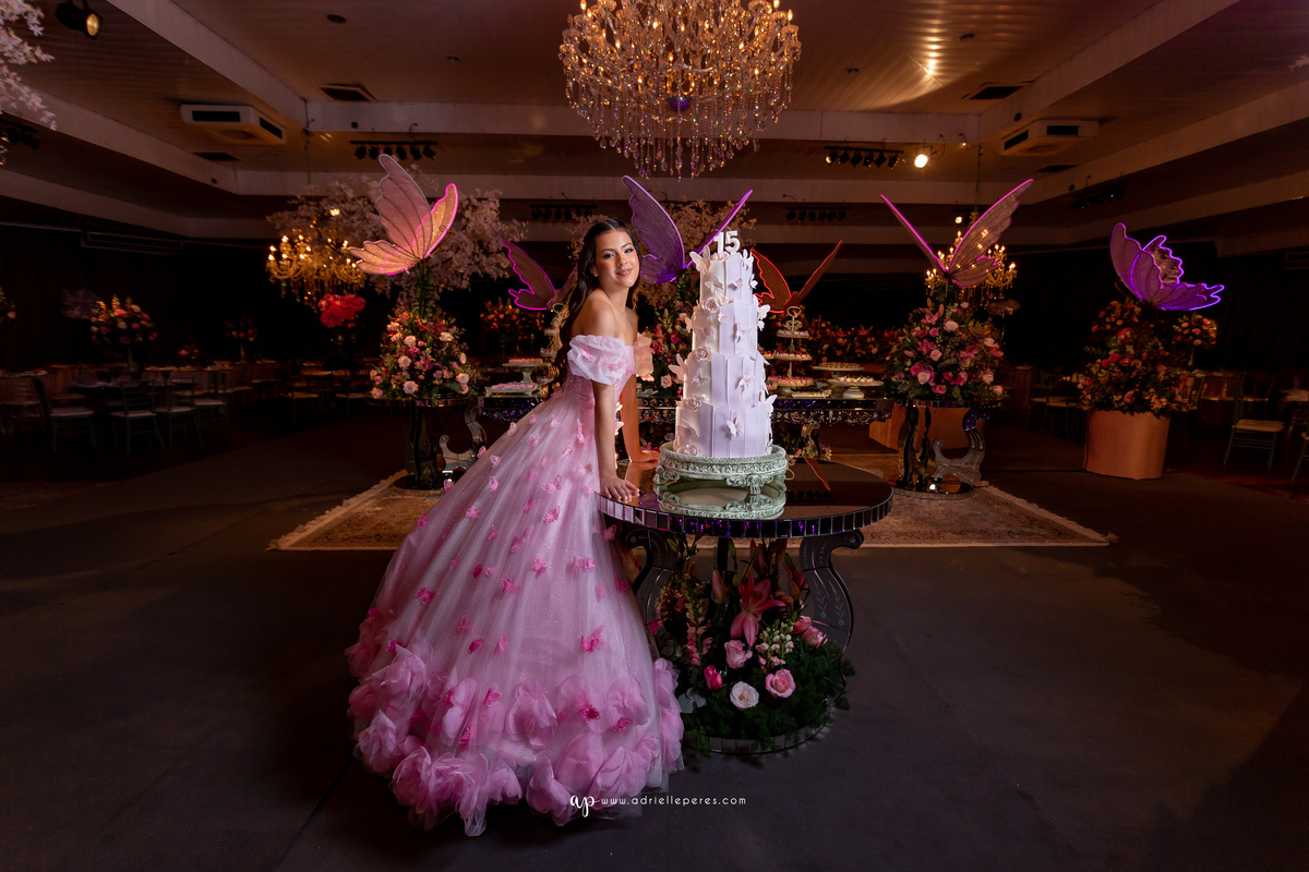 Adrielle Peres Fotografia, Alex Videos; DECORAÇÃO: Silvia Flores Eventos, DJ: Matheus Lazaretti, PISTA DE LED: Pixel Led, DRINKS: Jumper Bartenders, Baly Energy Drink, Poppi Corner, Amantine Chocolate, VW beauty, Clube Gremio Fronteira - Ararangua/SC