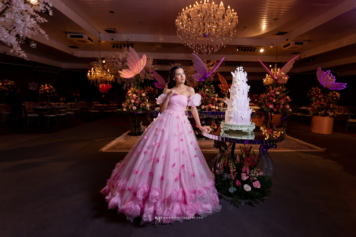 Adrielle Peres Fotografia, Alex Videos; DECORAÇÃO: Silvia Flores Eventos, DJ: Matheus Lazaretti, PISTA DE LED: Pixel Led, DRINKS: Jumper Bartenders, Baly Energy Drink, Poppi Corner, Amantine Chocolate, VW beauty, Clube Gremio Fronteira - Ararangua/SC