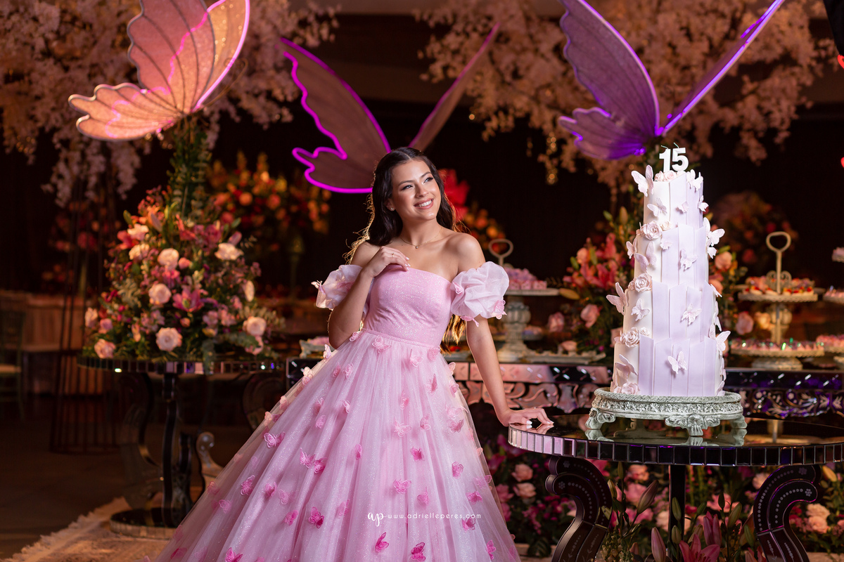 Adrielle Peres Fotografia, Alex Videos; DECORAÇÃO: Silvia Flores Eventos, DJ: Matheus Lazaretti, PISTA DE LED: Pixel Led, DRINKS: Jumper Bartenders, Baly Energy Drink, Poppi Corner, Amantine Chocolate, VW beauty, Clube Gremio Fronteira - Ararangua/SC